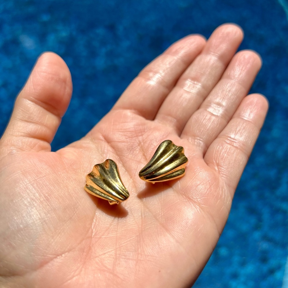 Trifari Clip-ons Earrings